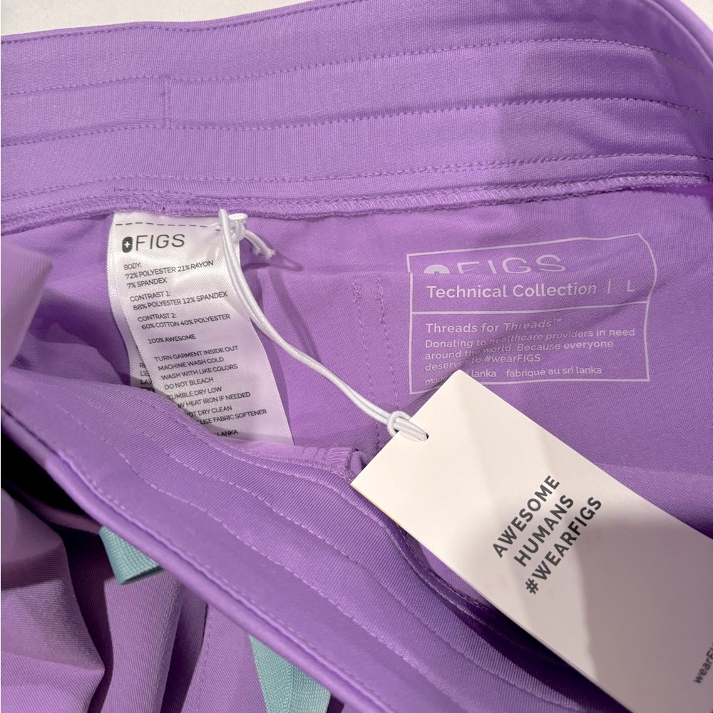 Figs scrub set in Lilac Dawn